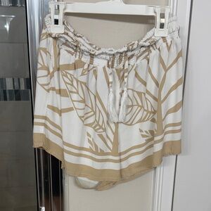 Ocean Drive White and Tan Tropical Print Women’s Shorts